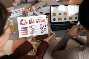 Performance Marketing Campaigns for Cold vs Warm Audiences